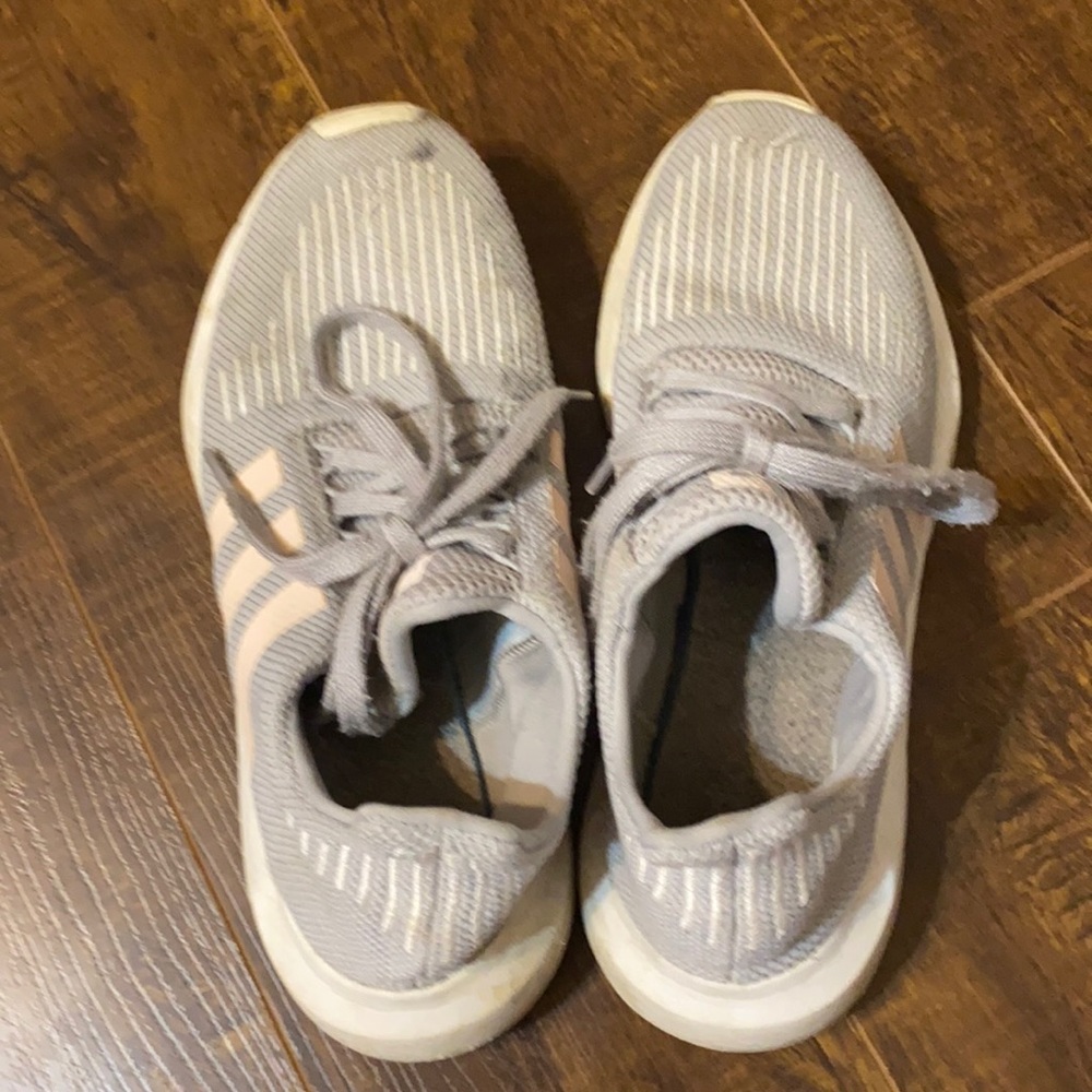 Adidas tennis shoes